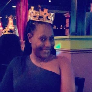 Meet your Posher, Lakisia